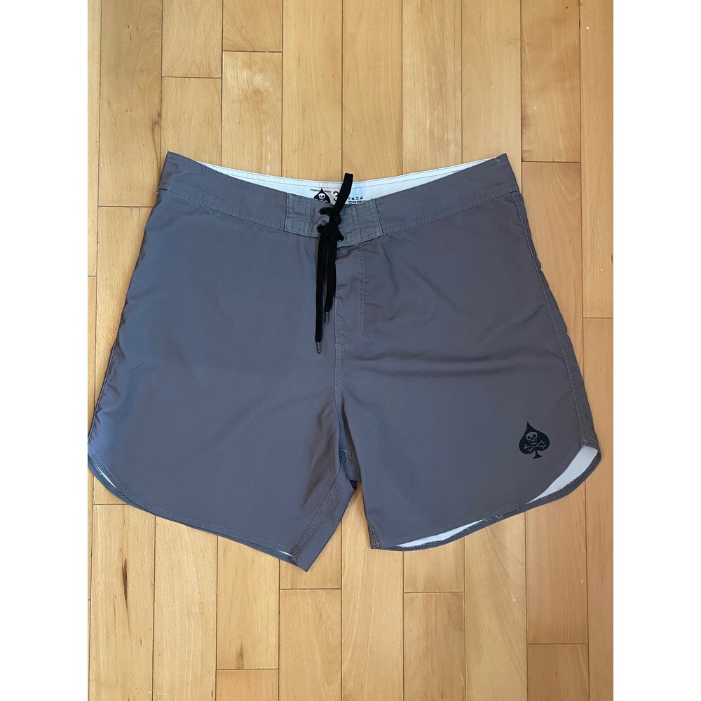 SOFLETE Board Shorts Mens 36 Gray Tactical Training Skull Spade Crossbones Logo
